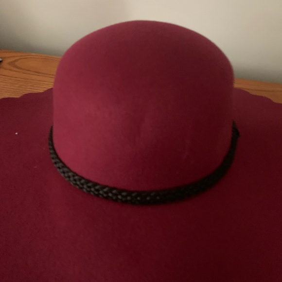 Scalloped Winter Hat by BP in Burgundy - Picture 2 of 4